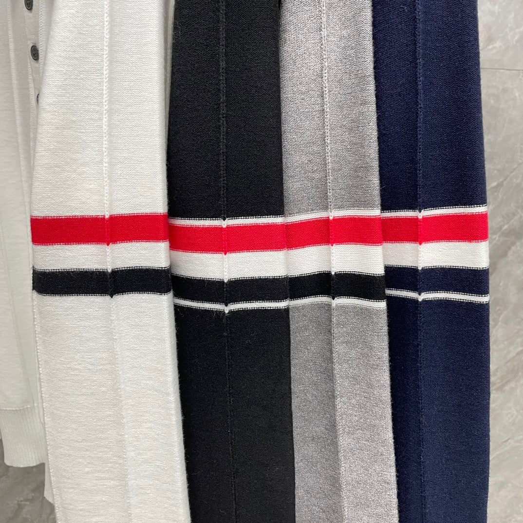2025  POLO collar sweater