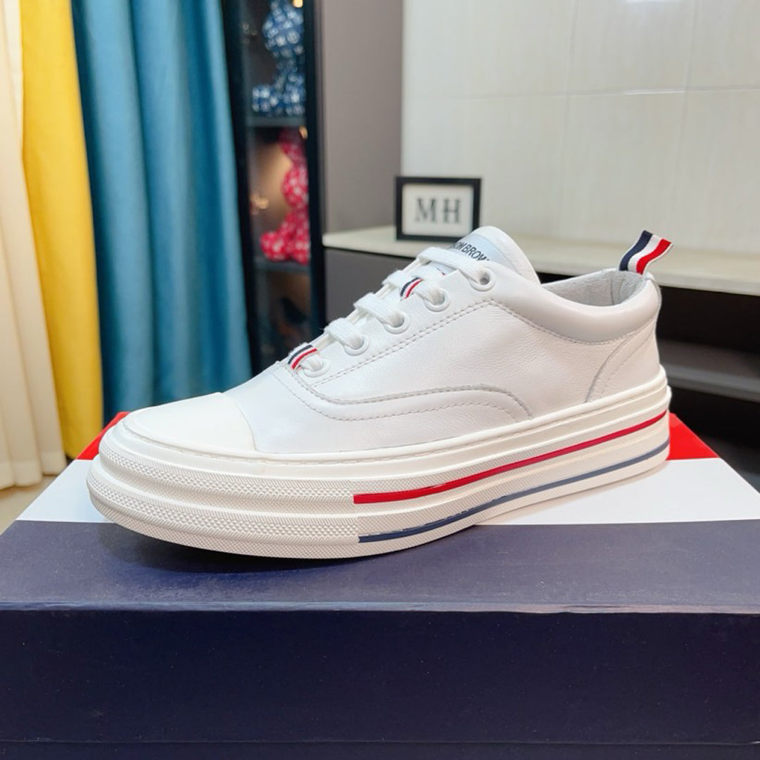 2025 Leather sneakers