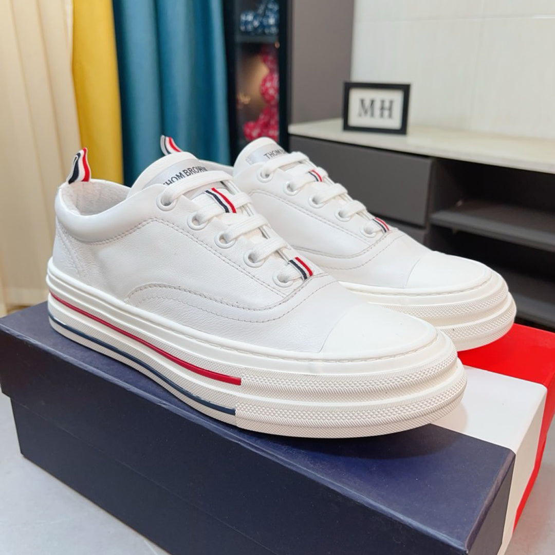 2025 Leather sneakers