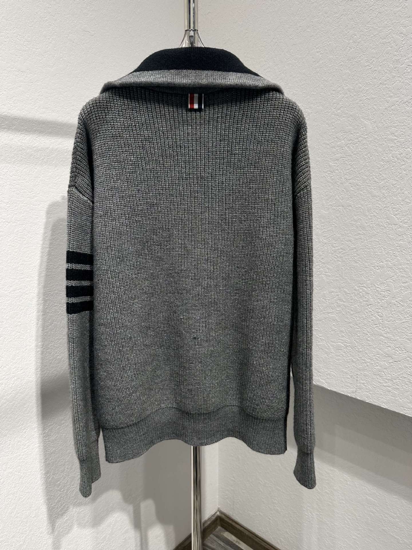 2025 Little Doll Collar Sweater