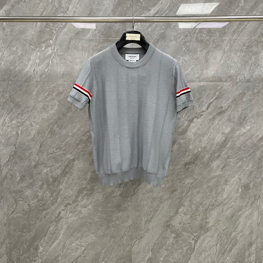 2025  Knitted T-shirt
