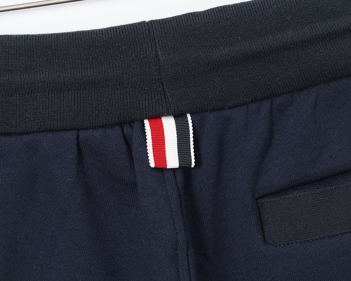 2025 Snake-shaped shorts