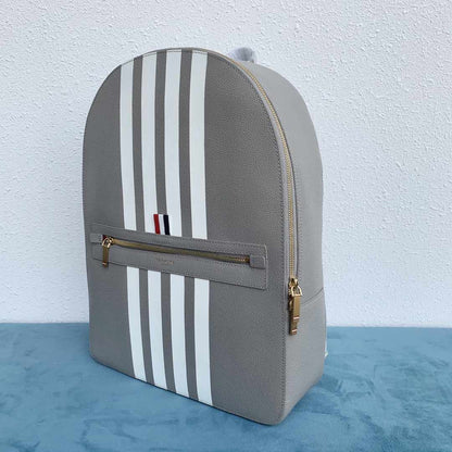 2025 Top-grade cowhide backpack