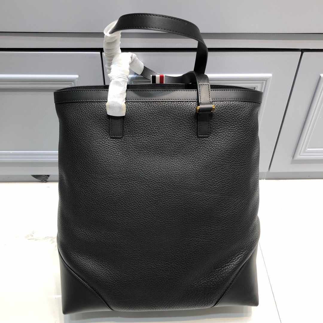 2025 SS Top-grade cowhide messenger bag