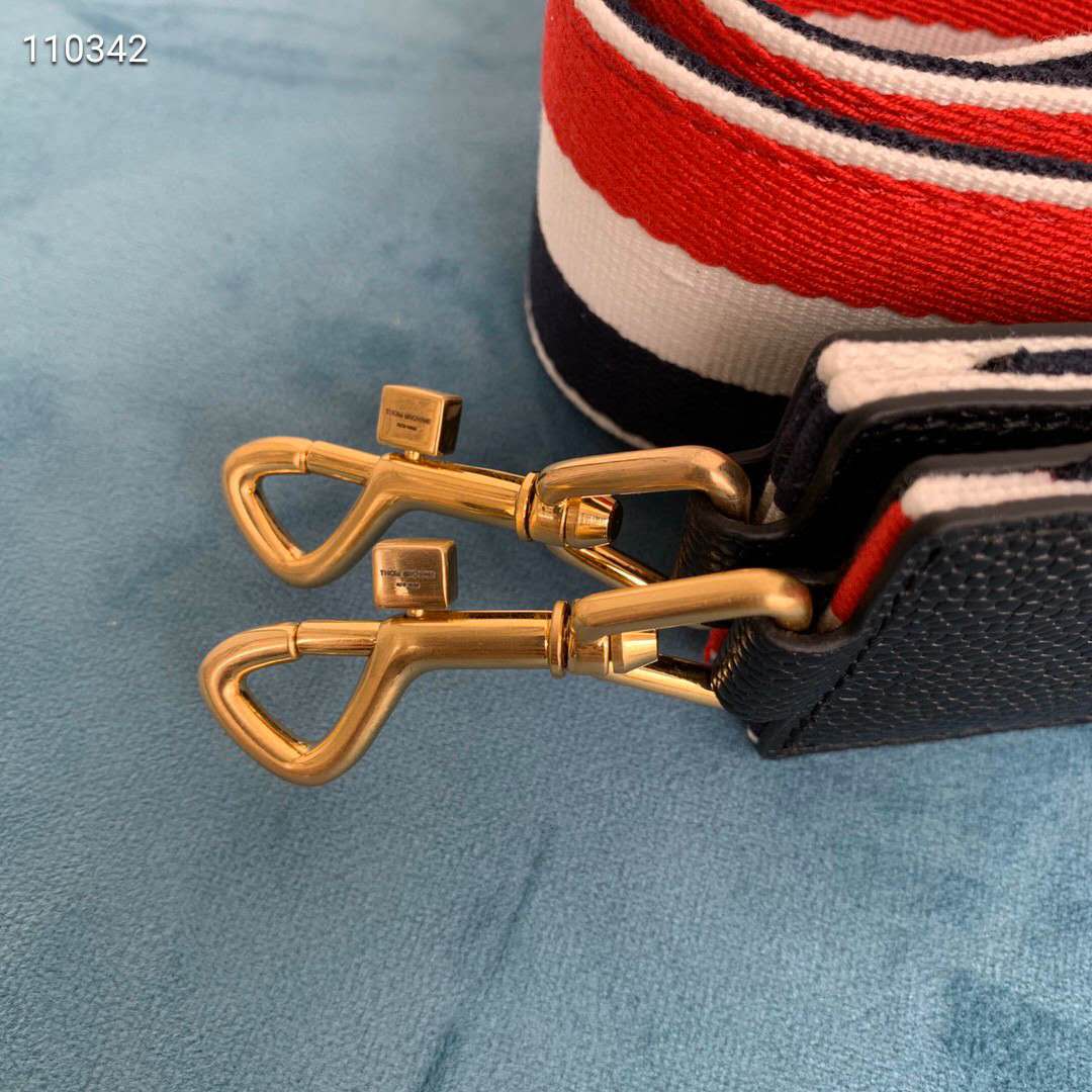 2025  Top-grade genuine leather shoulder bag