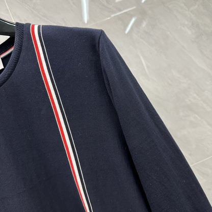 Long-sleeved cotton T-shirt