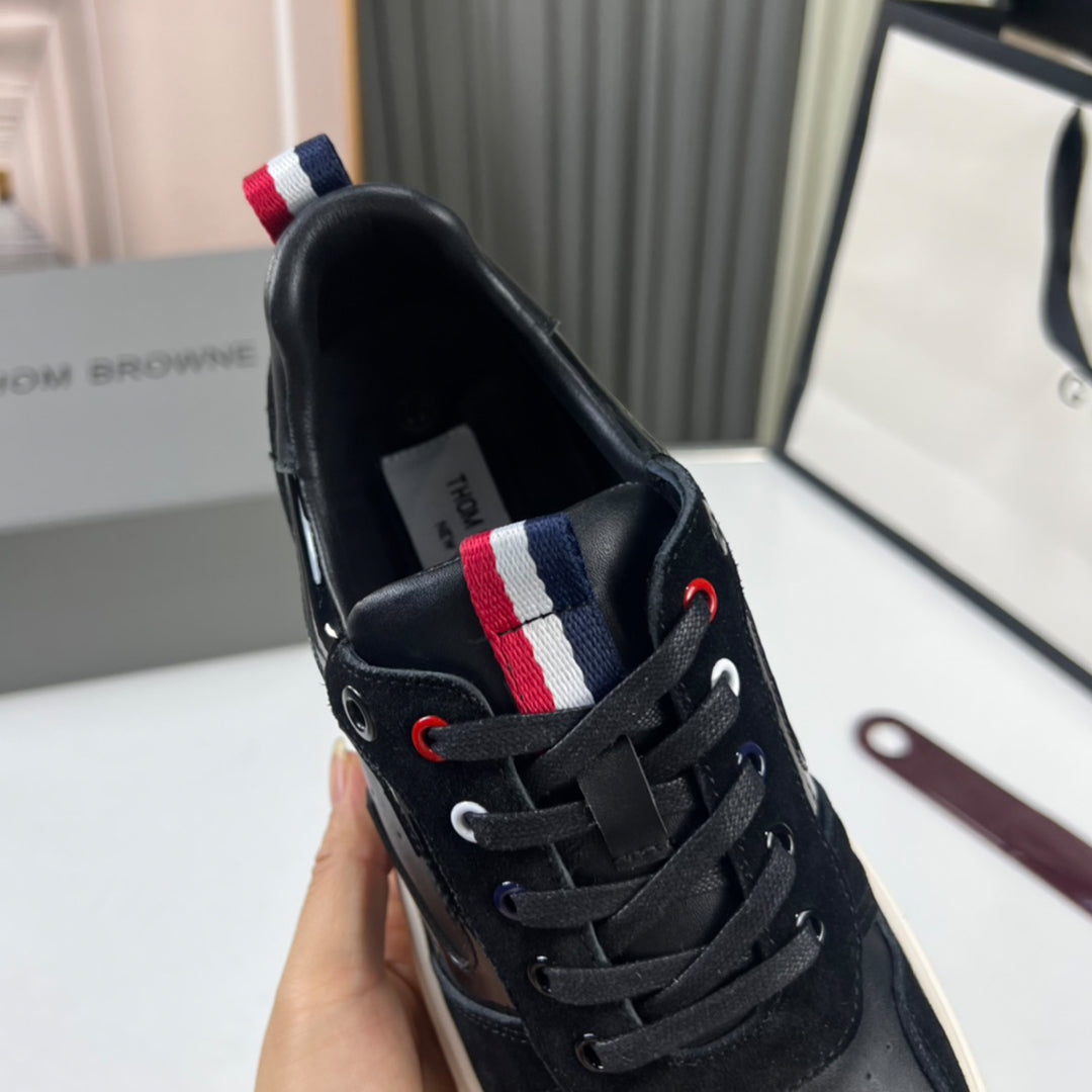 2025  Leather sneakers