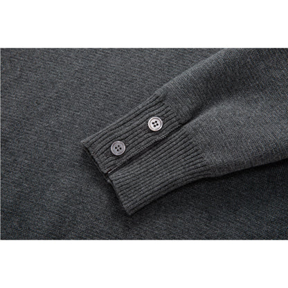 Round neck wool sweater