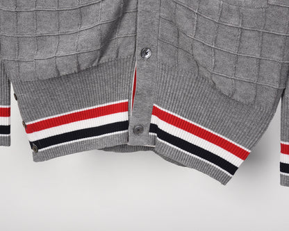 2025  Knitted cardigan