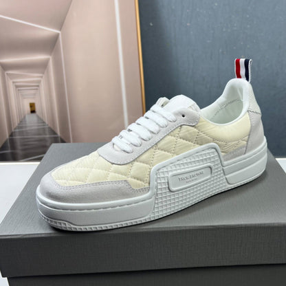2025 Leather sneakers