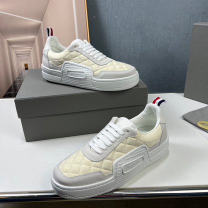 2025 Leather sneakers