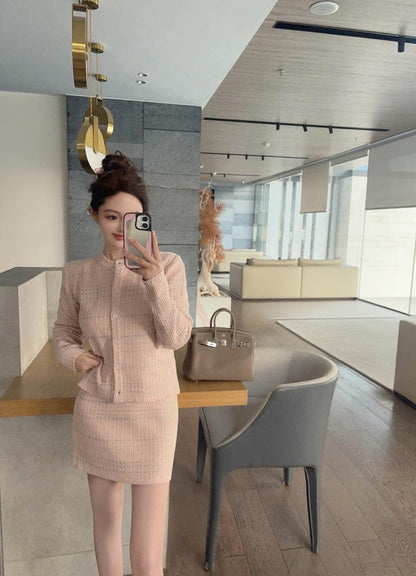 2025 Wool skirt suit