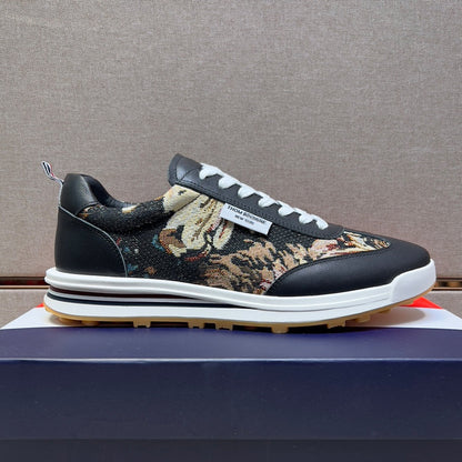 2025 Leather sneakers