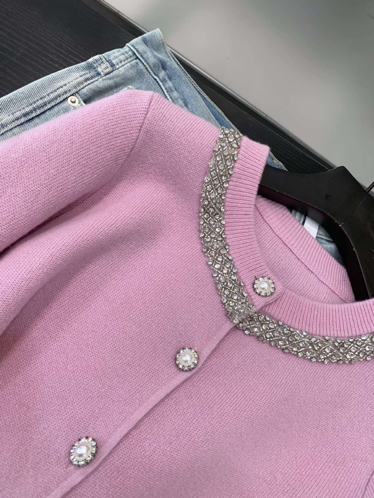 2025 Beaded and Diamond-Encrusted Knit Cardigan