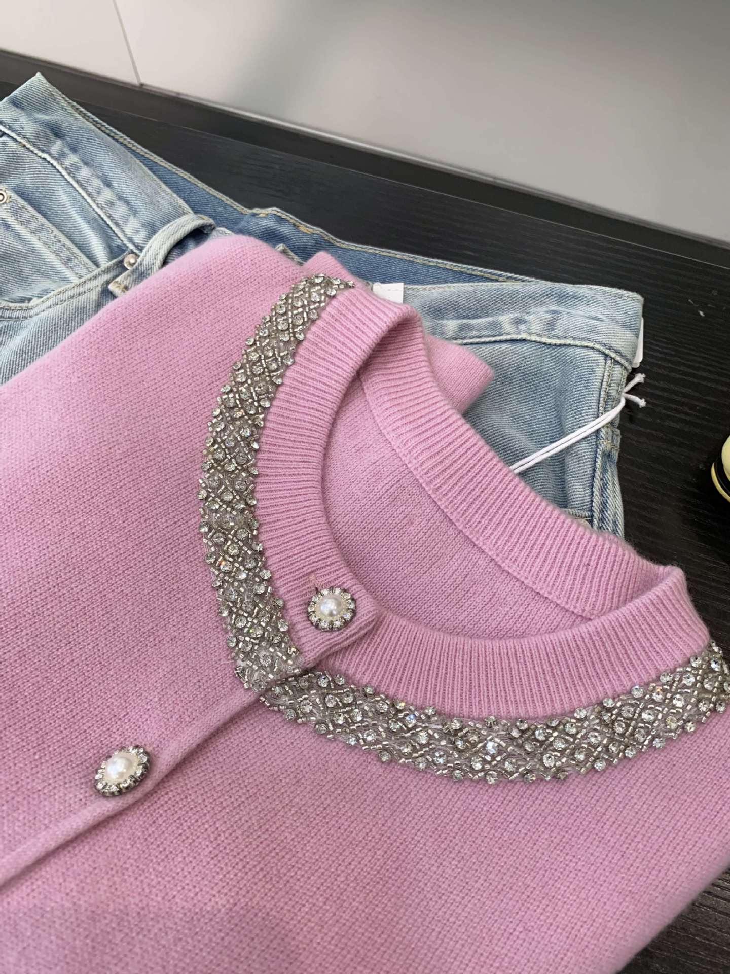 2025 Beaded and Diamond-Encrusted Knit Cardigan