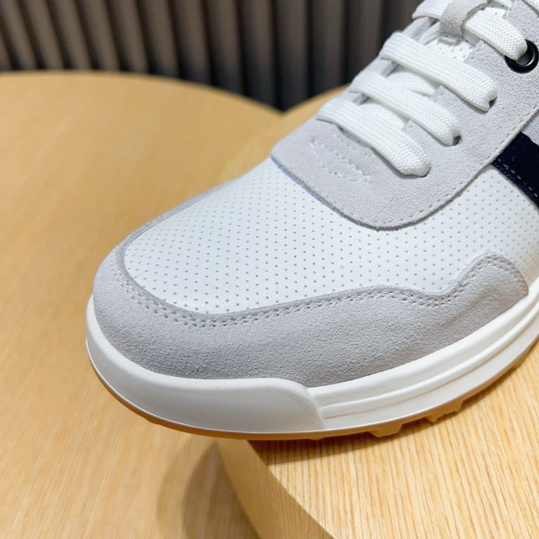 2025  Top Leather Sneakers