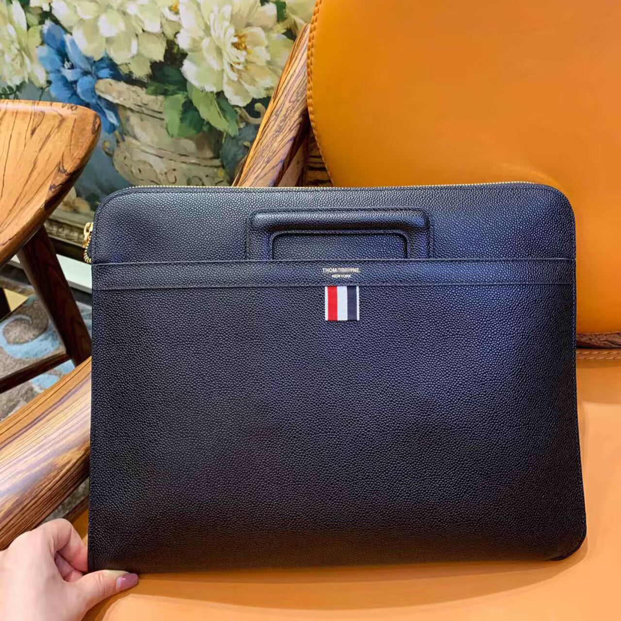 2025  Top-grade leather briefcase