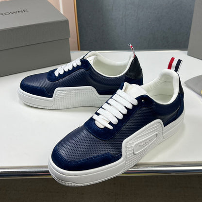 2025 Leather sneakers