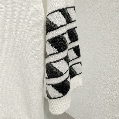 Four-pole POLO shirt