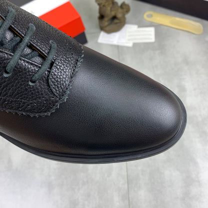 2025  Leather shoes Men