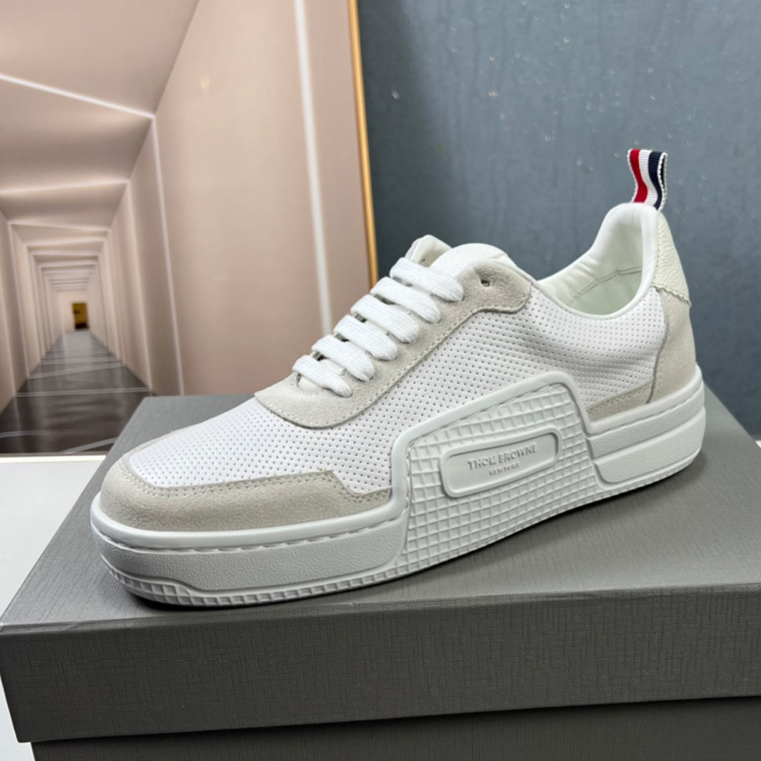 2025 Leather sneakers