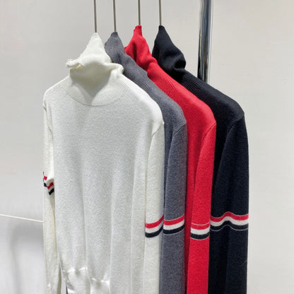 2025 Turtleneck sweater