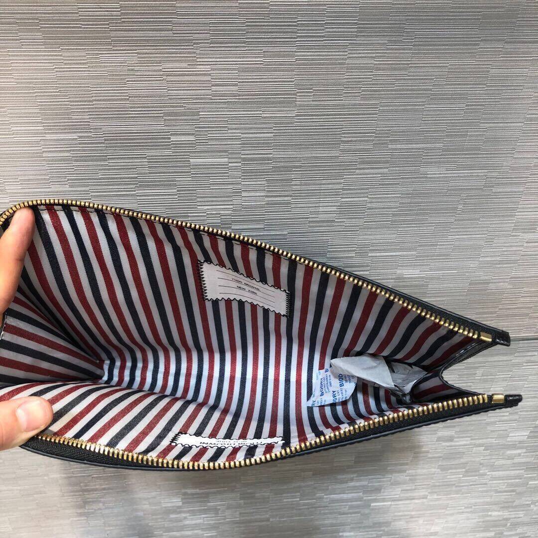 2025 Premium leather clutch