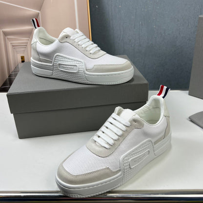 2025 Leather sneakers