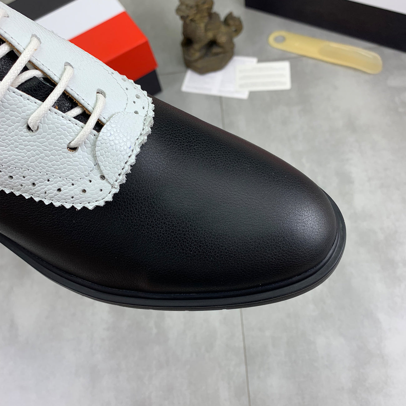 2025  Leather shoes Men