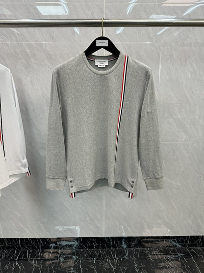 Long-sleeved cotton T-shirt