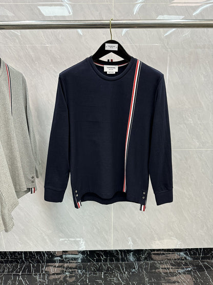 Long-sleeved cotton T-shirt