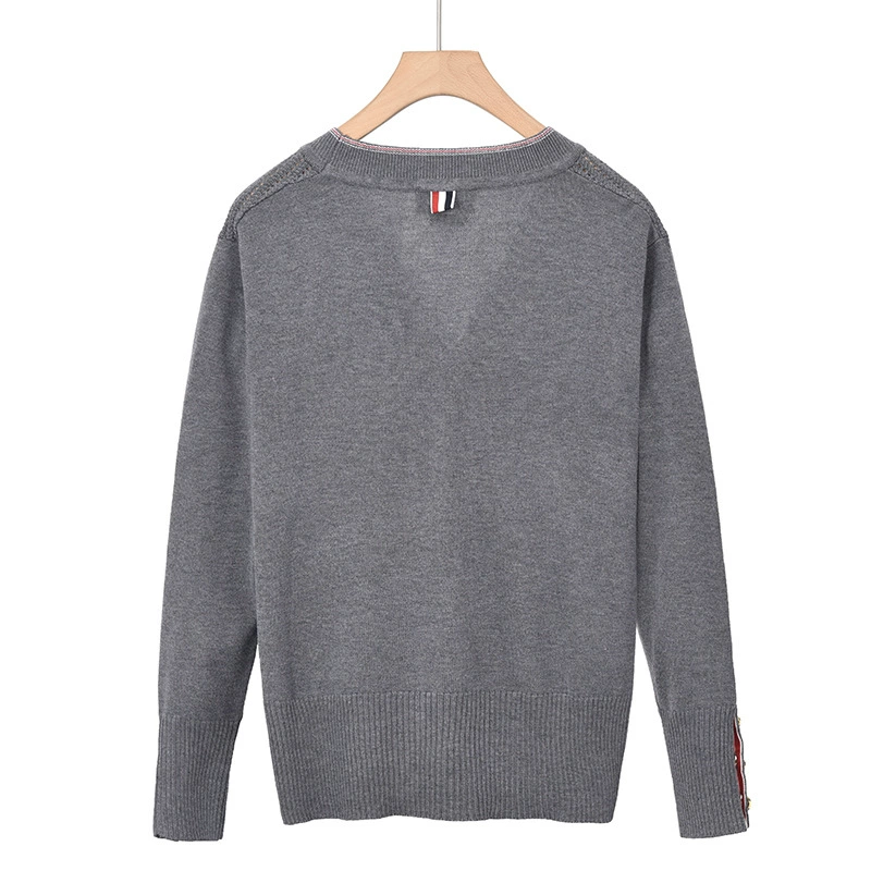 2025  Knitted cardigan