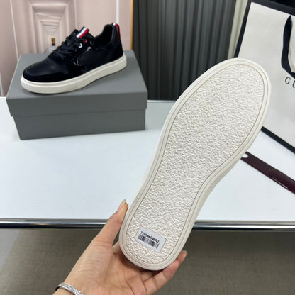 2025  Leather sneakers